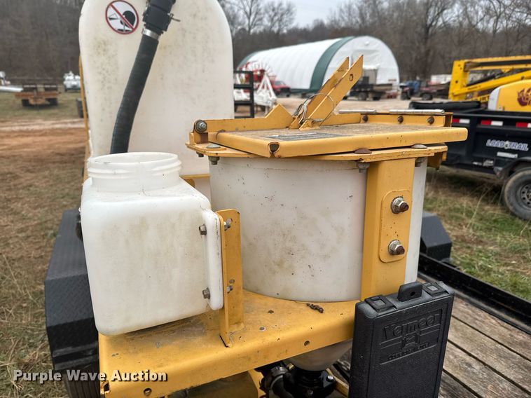 image for item DO0020 2015 Lucon equipment trailer