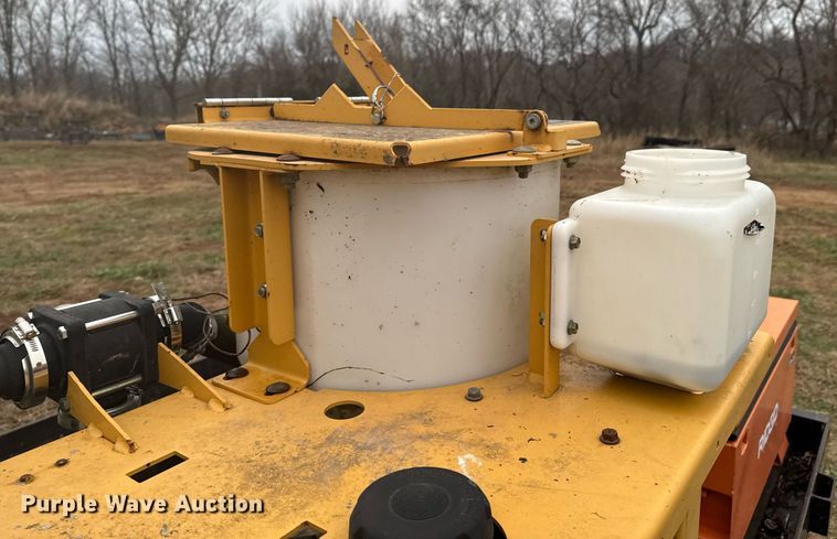 image for item DO0020 2015 Lucon equipment trailer