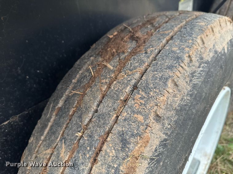 image for item DO0020 2015 Lucon equipment trailer