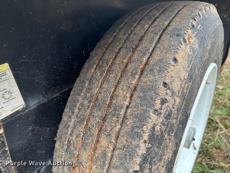 image for item DO0020 2015 Lucon equipment trailer