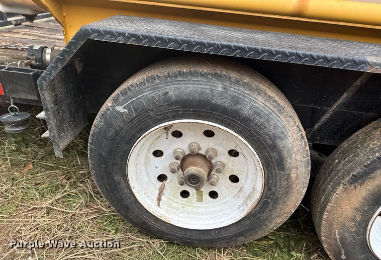 image for item DO0020 2015 Lucon equipment trailer