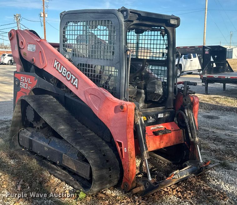 image for item DO0040 Kubota SVL90-2 tracked skid steer loader