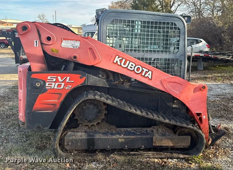 image for item DO0040 Kubota SVL90-2 tracked skid steer loader