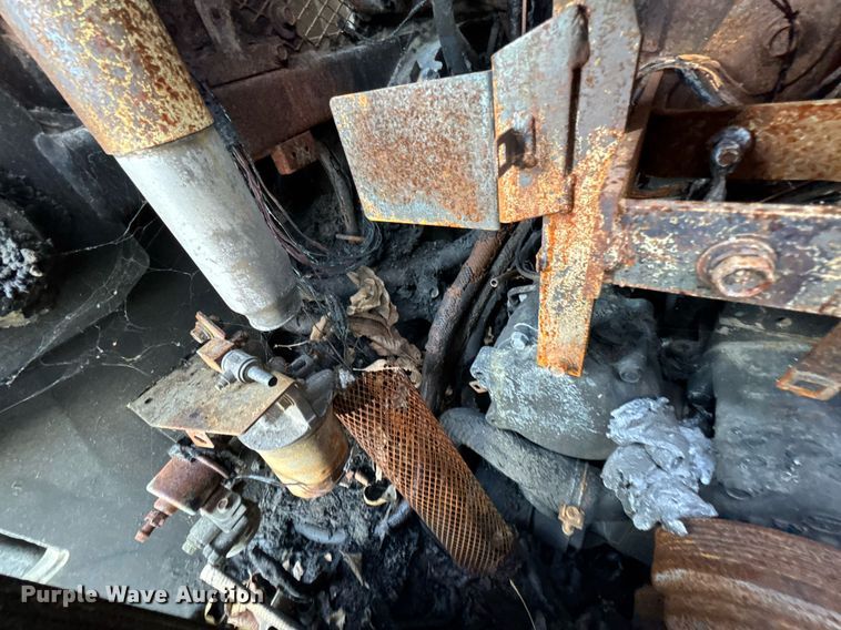 image for item DO0040 Kubota SVL90-2 tracked skid steer loader