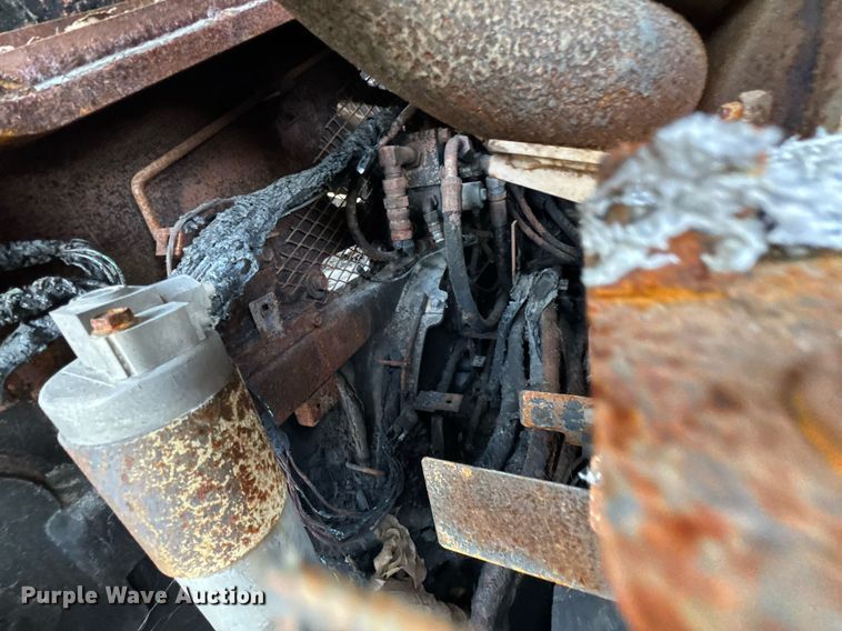 image for item DO0040 Kubota SVL90-2 tracked skid steer loader