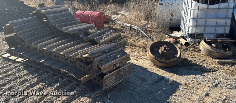 image for item DO0046 Dozer tracks