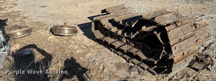 image for item DO0046 Dozer tracks