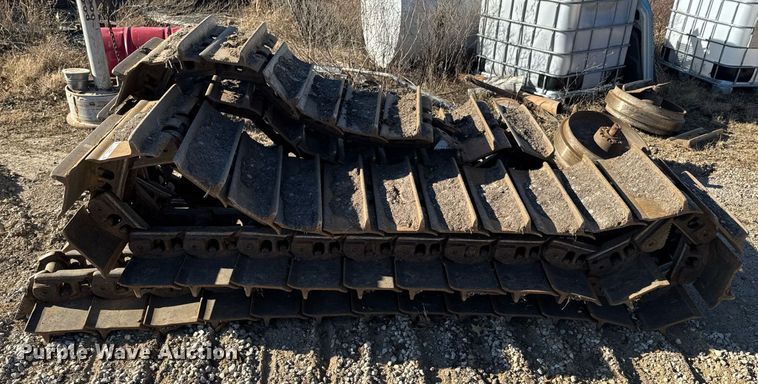 image for item DO0046 Dozer tracks
