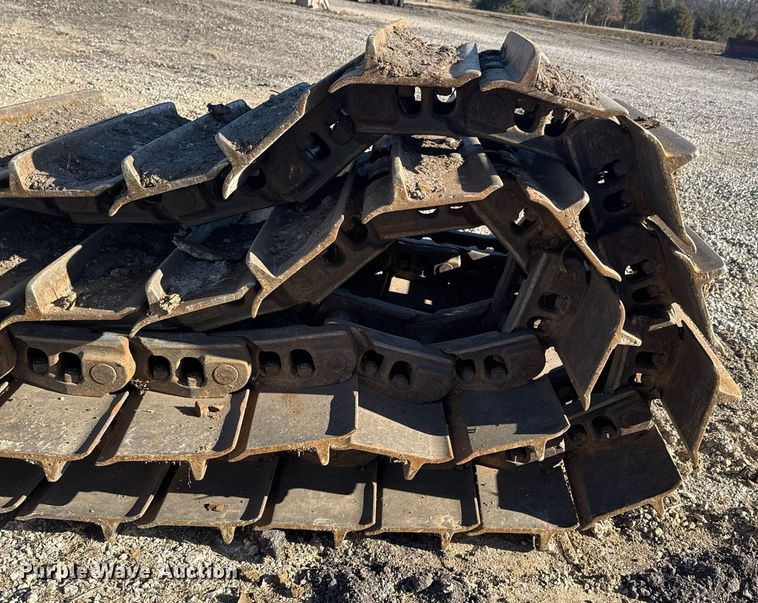 image for item DO0046 Dozer tracks