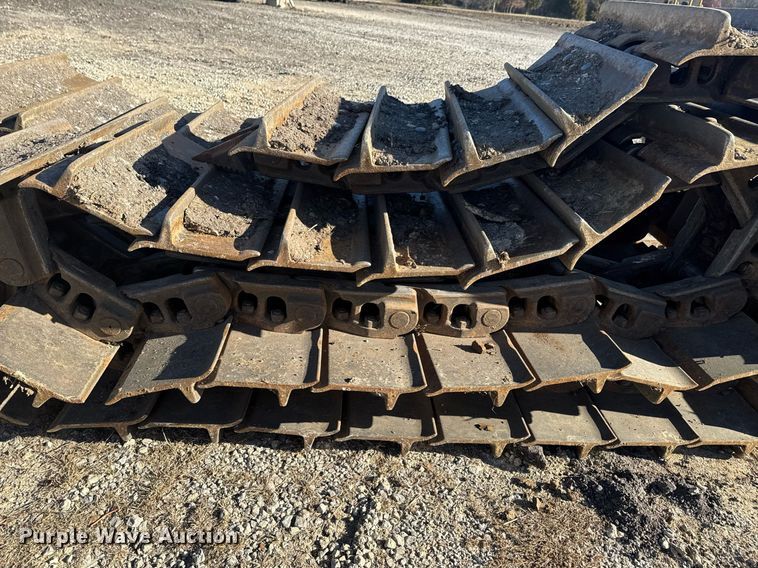 image for item DO0046 Dozer tracks