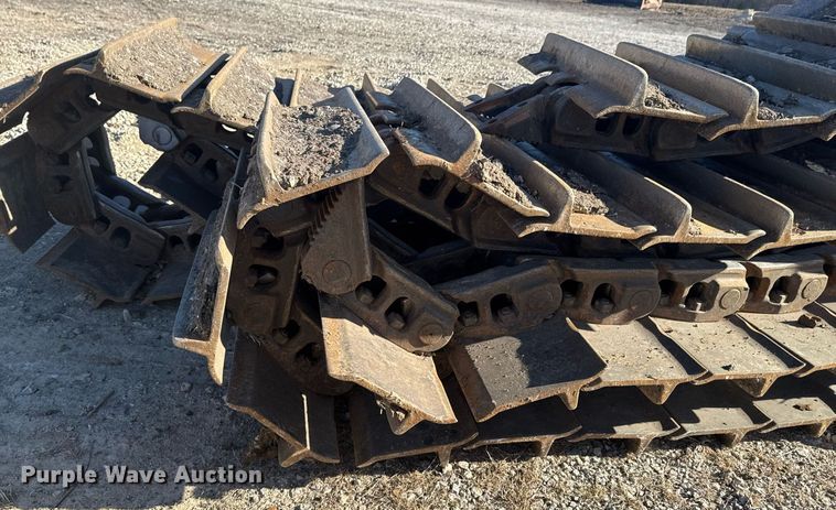 image for item DO0046 Dozer tracks