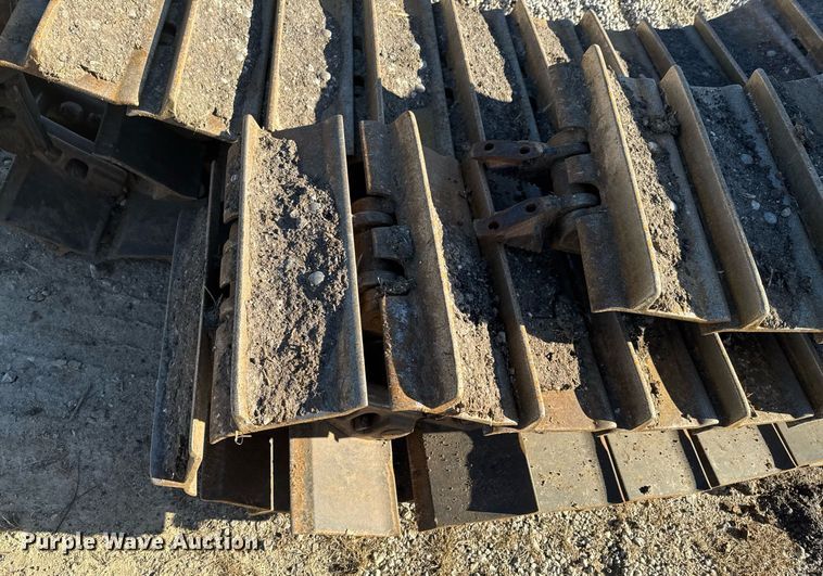 image for item DO0046 Dozer tracks