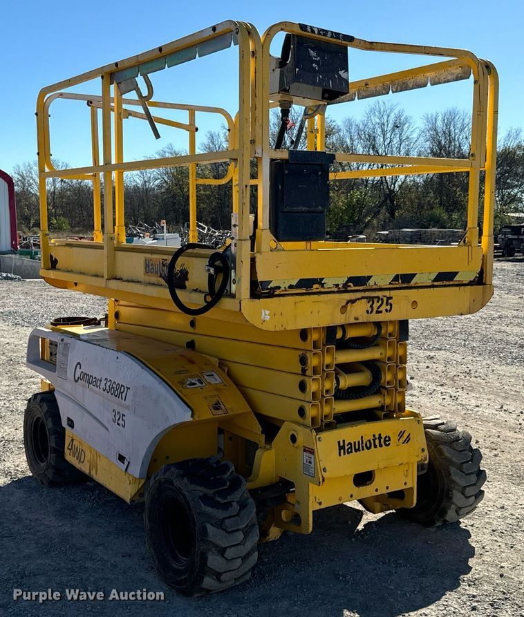 image for item DO0459 2003 Haulotte 3368RT scissor lift