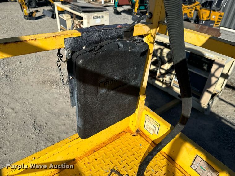 image for item DO0459 2003 Haulotte 3368RT scissor lift