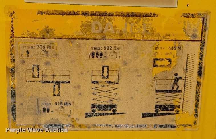 image for item DO0459 2003 Haulotte 3368RT scissor lift