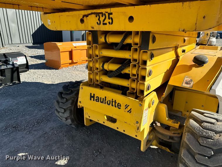 image for item DO0459 2003 Haulotte 3368RT scissor lift