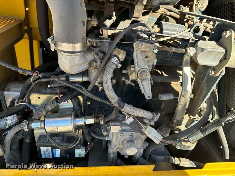 image for item DO0459 2003 Haulotte 3368RT scissor lift