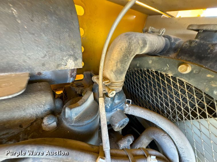 image for item DO0459 2003 Haulotte 3368RT scissor lift