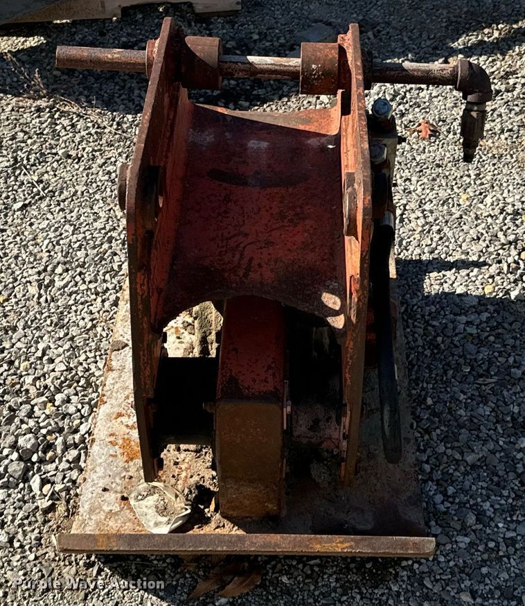 image for item DO0509 Plate compactor