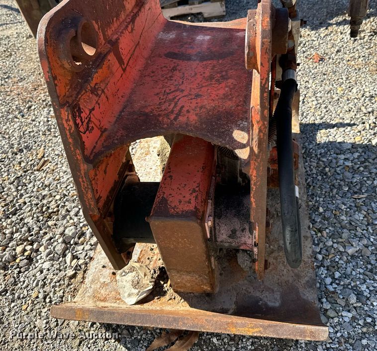 image for item DO0509 Plate compactor