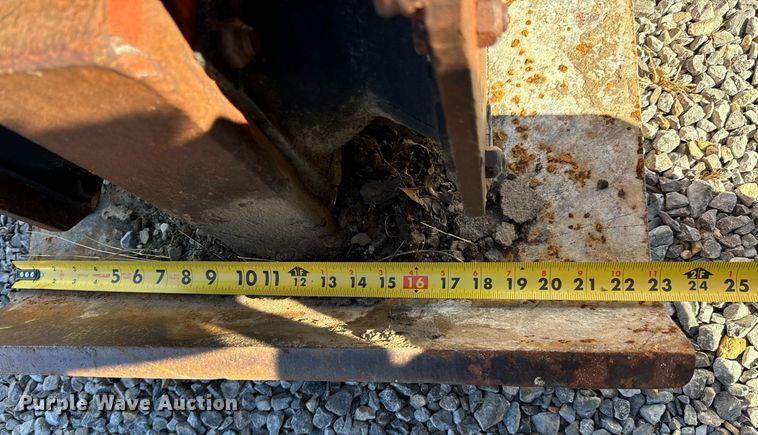 image for item DO0509 Plate compactor