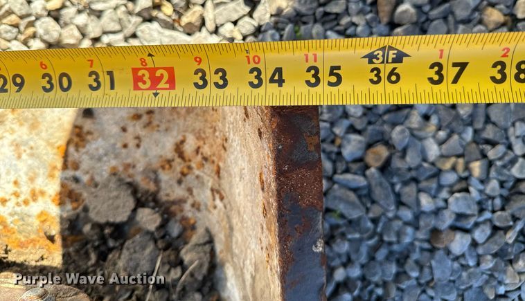 image for item DO0509 Plate compactor