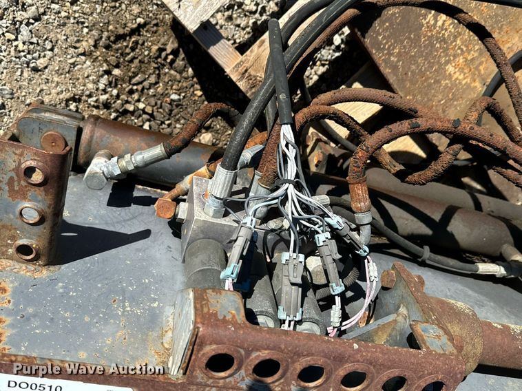 image for item DO0510 18