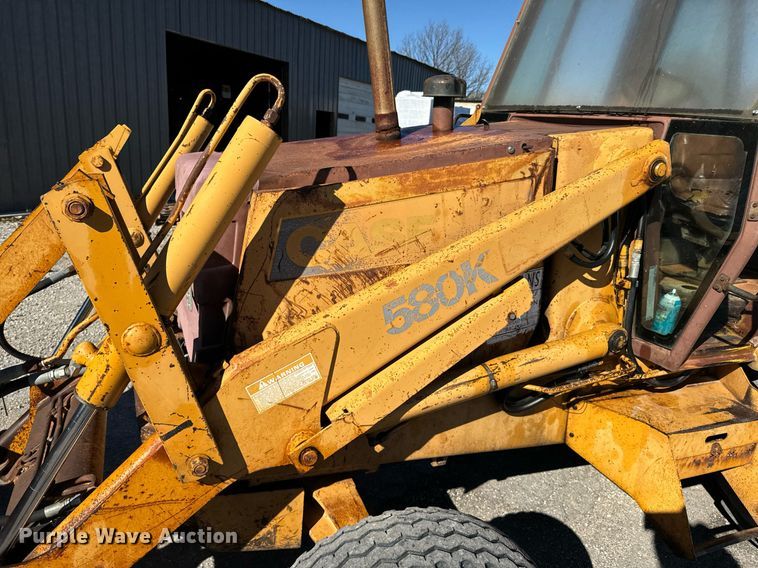 image for item DO0513 1988 Case 580K backhoe