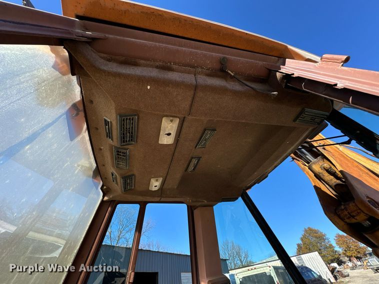 image for item DO0513 1988 Case 580K backhoe