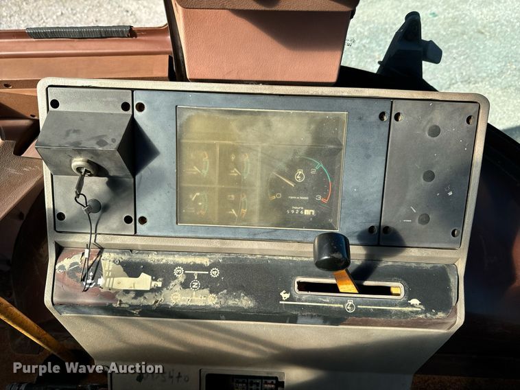 image for item DO0513 1988 Case 580K backhoe