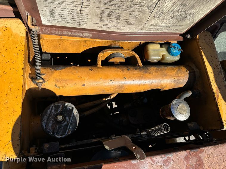 image for item DO0513 1988 Case 580K backhoe