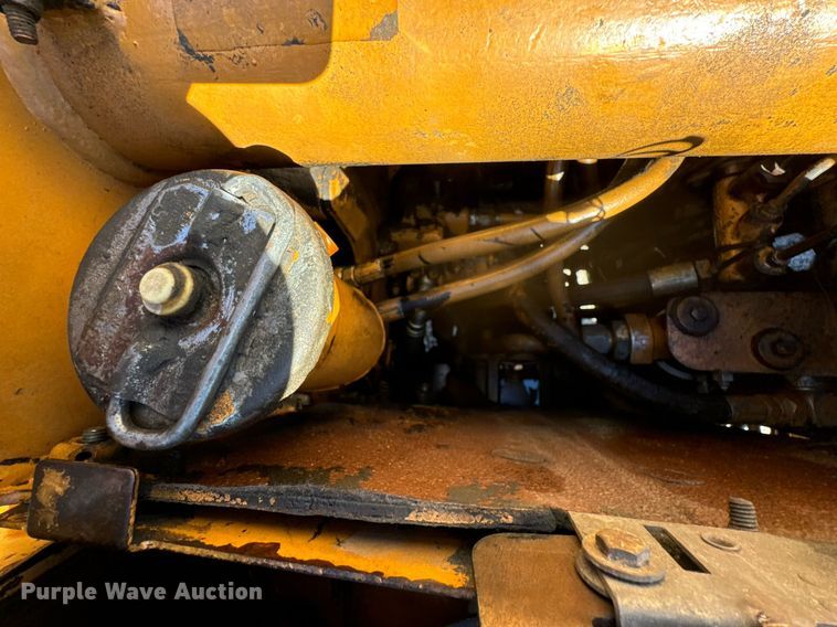 image for item DO0513 1988 Case 580K backhoe