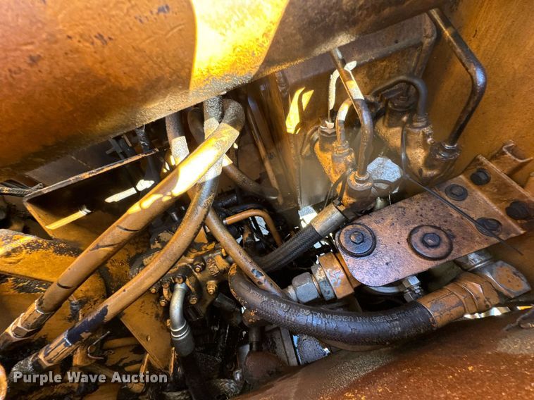 image for item DO0513 1988 Case 580K backhoe