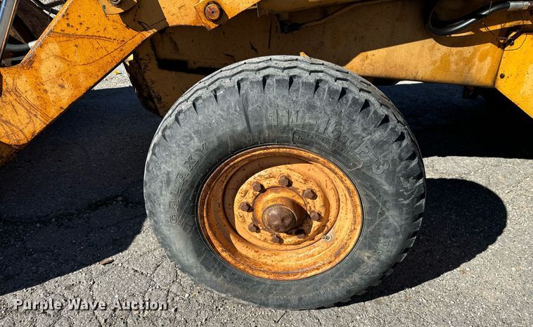 image for item DO0513 1988 Case 580K backhoe