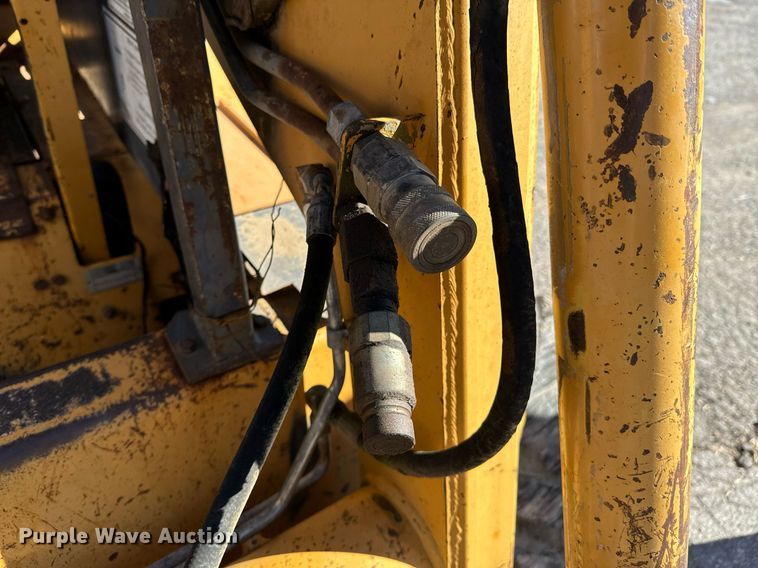 image for item DO0514 1995 Case 1845C skid steer loader