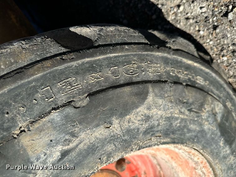 image for item DO0514 1995 Case 1845C skid steer loader