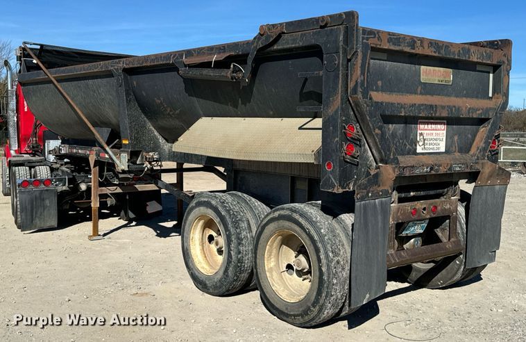 image for item DO0524 2005 Independent 2802-DE end dump trailer