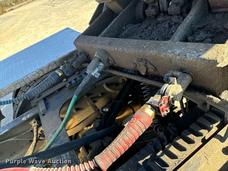 image for item DO0524 2005 Independent 2802-DE end dump trailer