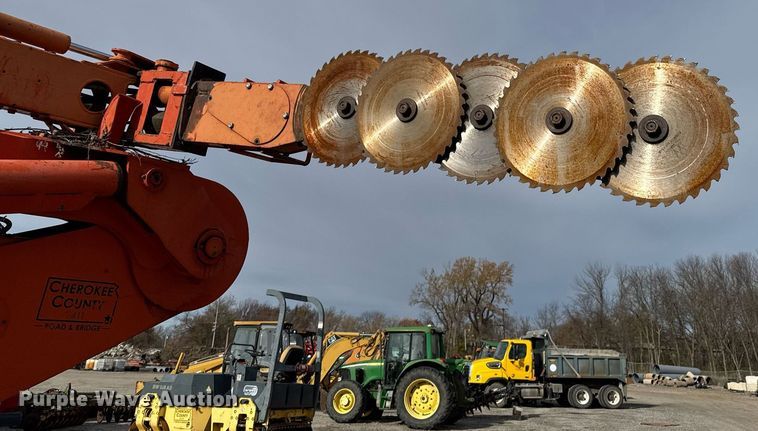 image for item DO0535 Timberland C45 tree trimmer