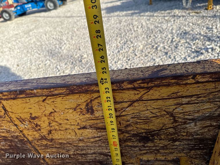 image for item DO0540 2017 Region Welding 14000-DT dump trailer