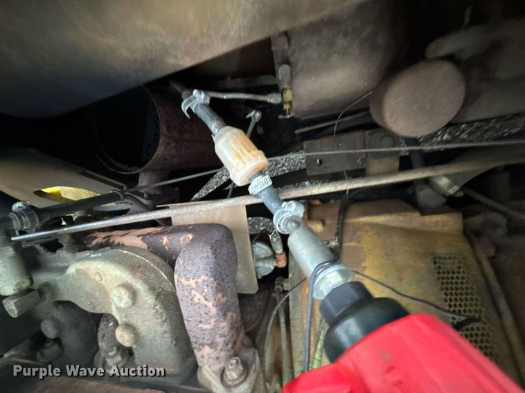 image for item DO0561 1971 Hyster H150F forklift