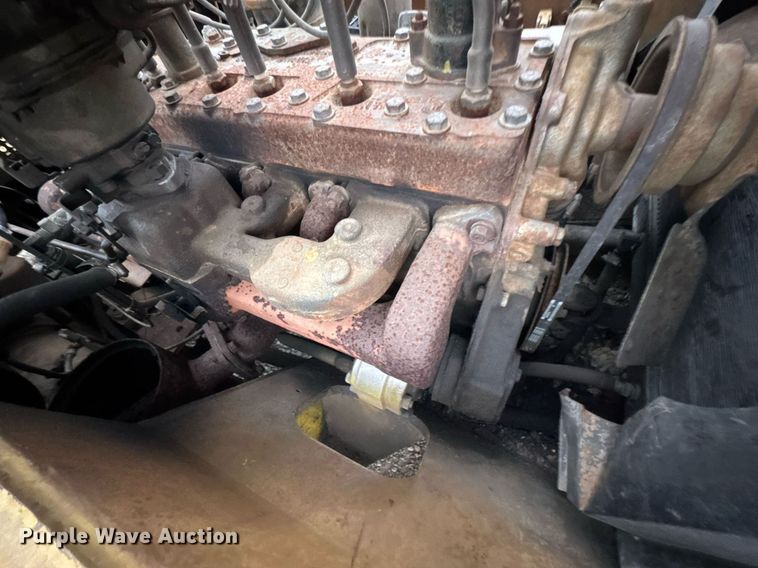 image for item DO0561 1971 Hyster H150F forklift