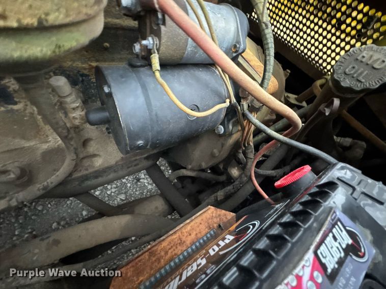 image for item DO0561 1971 Hyster H150F forklift