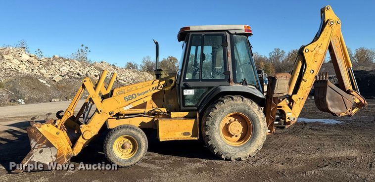image for item DO7641 1997 Case 580 Super L backhoe