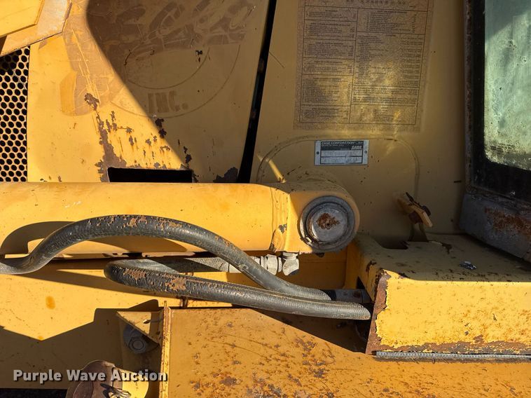 image for item DO7641 1997 Case 580 Super L backhoe