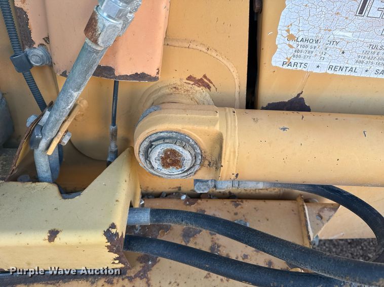 image for item DO7641 1997 Case 580 Super L backhoe