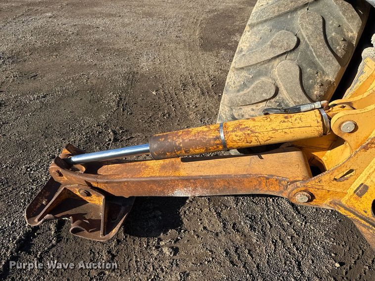 image for item DO7641 1997 Case 580 Super L backhoe