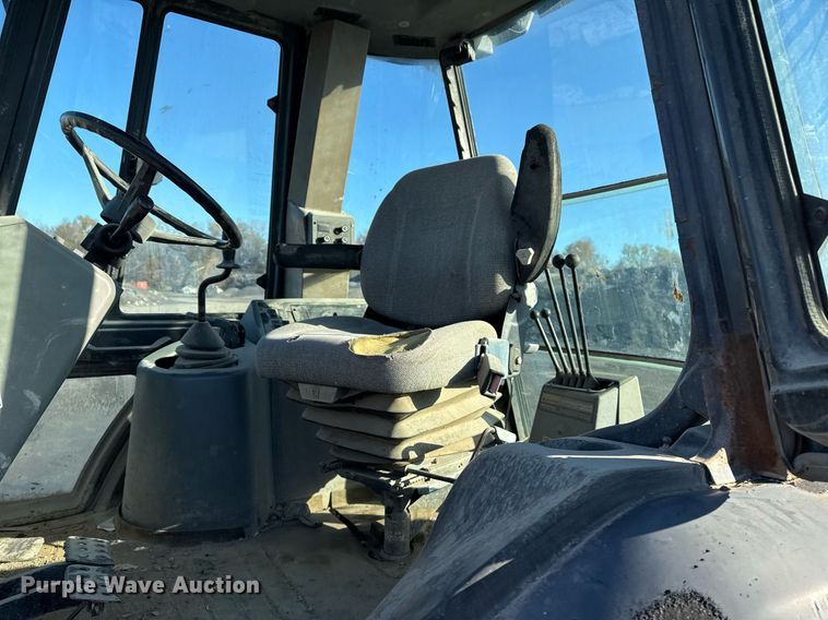 image for item DO7641 1997 Case 580 Super L backhoe