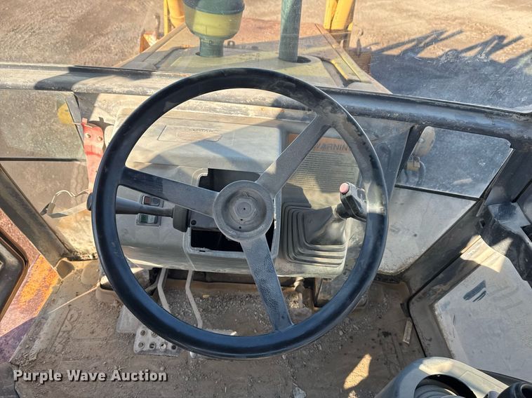 image for item DO7641 1997 Case 580 Super L backhoe