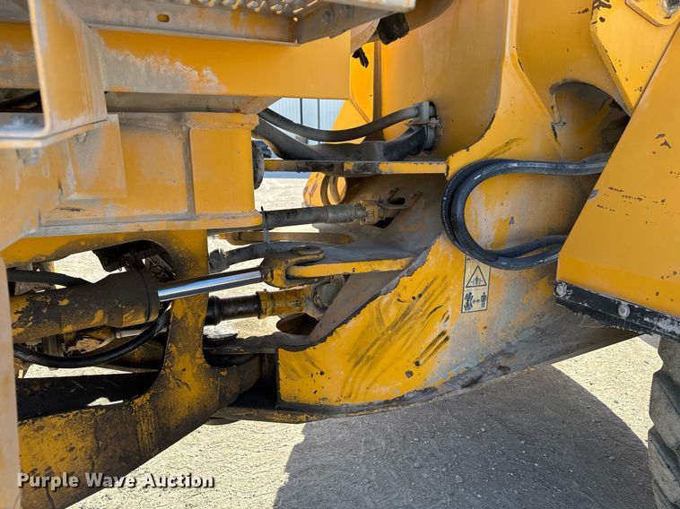 image for item DO7665 1998 Volvo L90C wheel loader